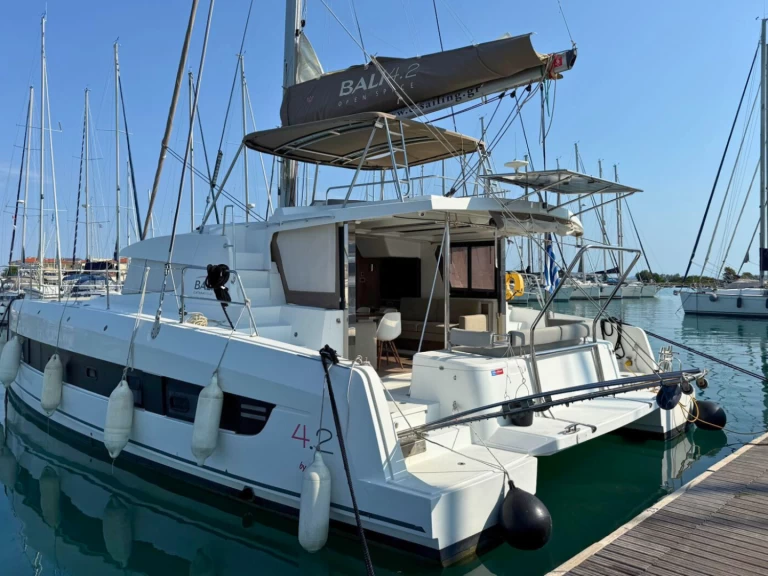 Yacht charter Lefkáda billig Bali 4.2