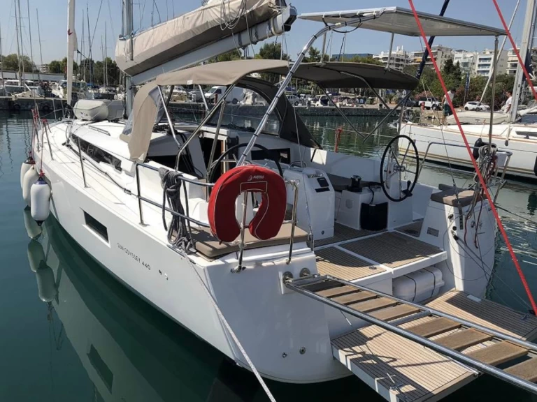 Yacht charter Lefkáda billig Sun Odyssey 440