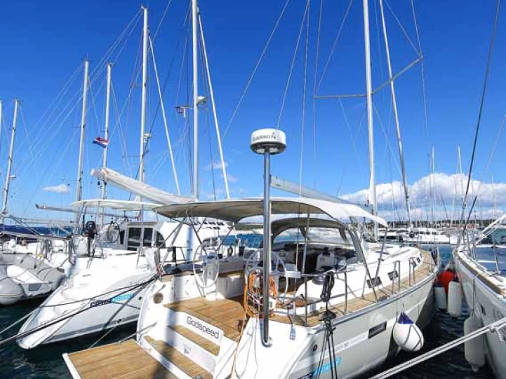 Hyra Segelbåt  med eller utan skeppare Bavaria Murter-Kornati 