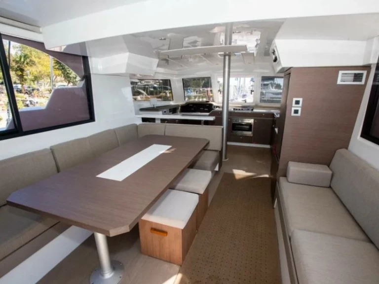 Hyra Katamaran  med eller utan skeppare Bali Lefkáda 