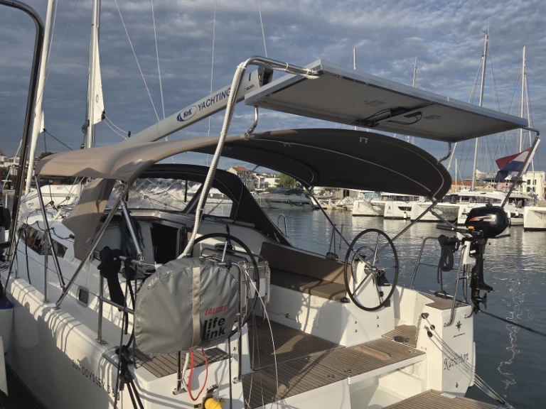 Uthyrning Pirovac - Jeanneau Sun Odyssey 380 av Samboat 