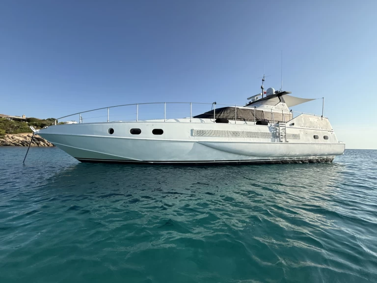 Yacht charter La Spezia billig Ischia 80