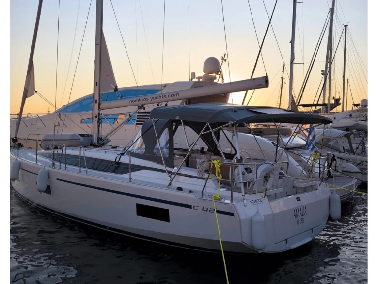 Bavaria Bavaria C42 charter bareboat eller skeppad i Preveza