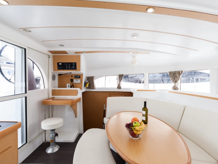 Båtuthyrning Lagoon Lagoon 380 S2 i Preveza på Samboat 