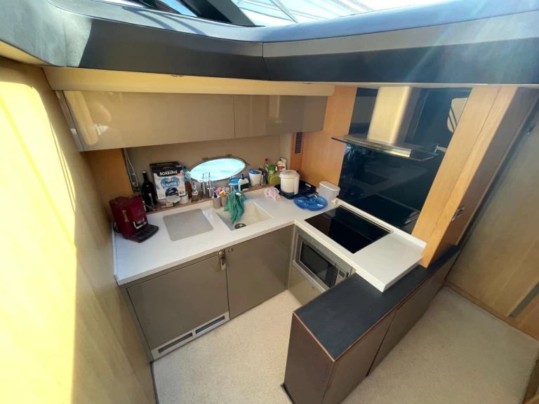 Uthyrning Motorbåt  i Neapel - Princess V 52