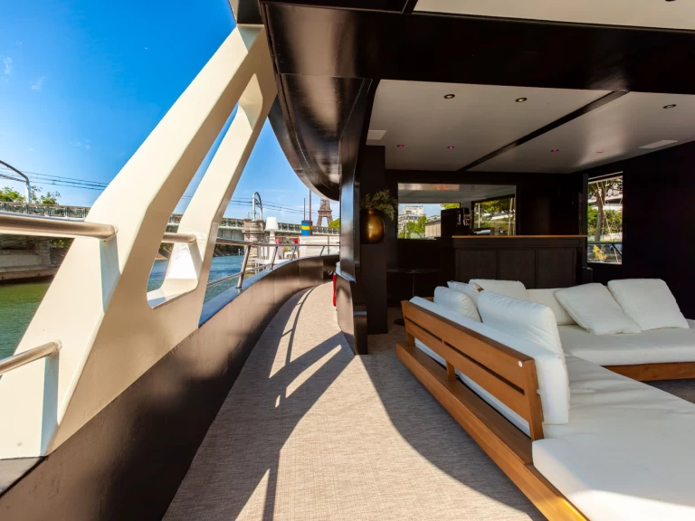 Hyra Lyx yacht med eller utan skeppare Paris Yacht Marina Paris 