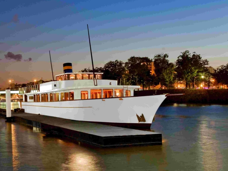Kanalbåt för uthyrning Paris till det bästa priset 