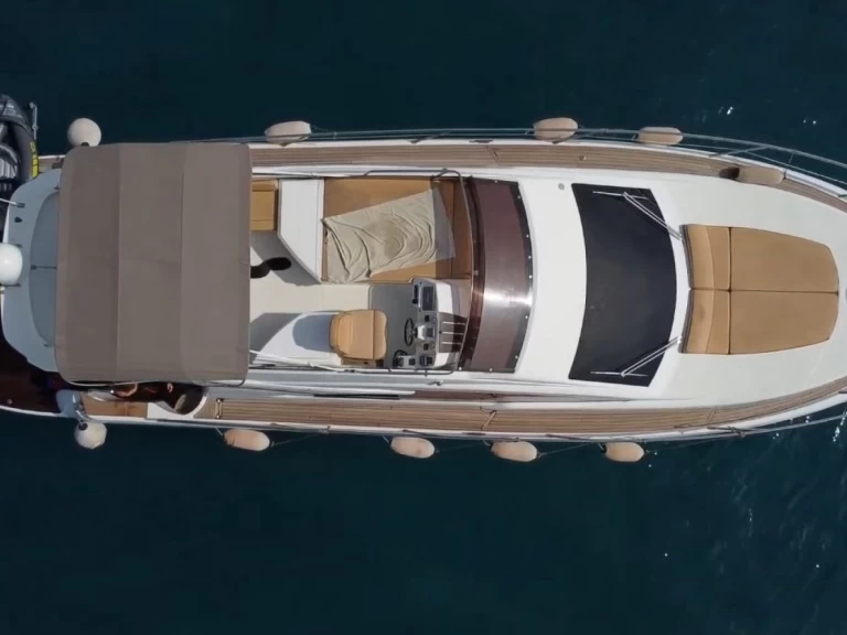 Yacht charter Portisco billig Inter mare 50 Fly 