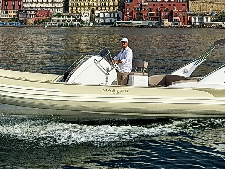 Hyra RIB med eller utan skeppare Master Neapel 