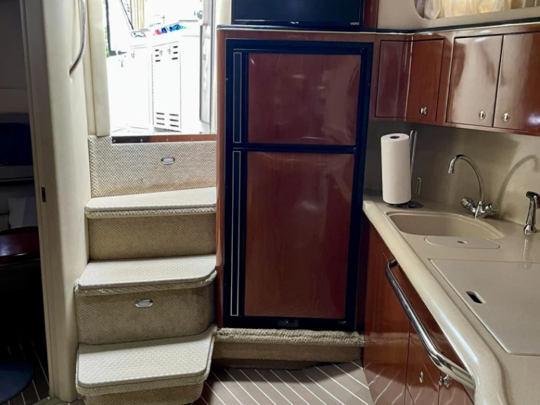 Hyra Motorbåt  med eller utan skeppare Sea Ray Miami  