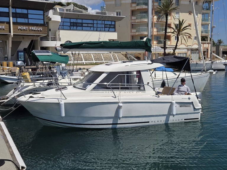 Båtuthyrning Jeanneau Merry Fisher 645 i Antibes på Samboat 