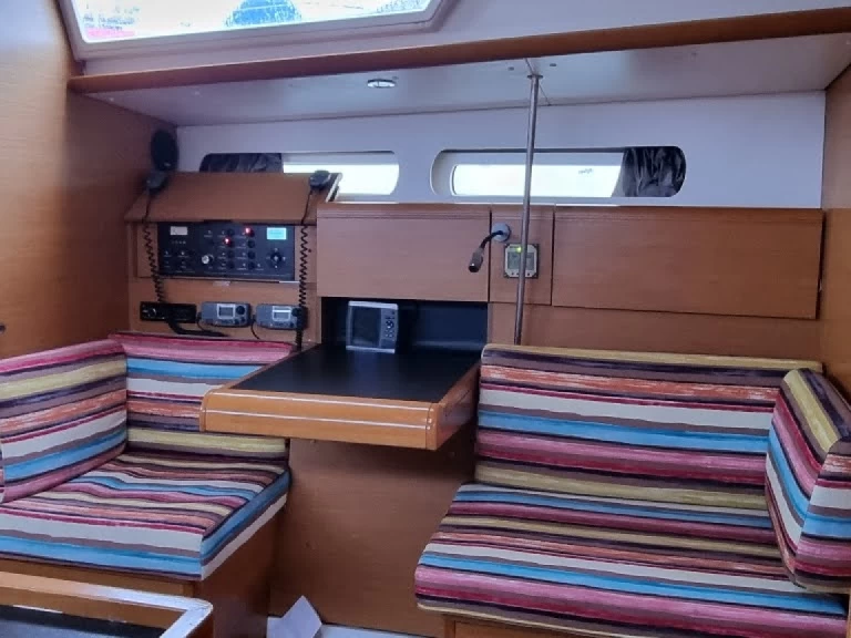 Yacht charter Rhodes (City) billig Sun Odyssey 409