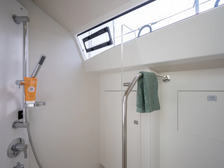 Segelbåt  för uthyrning La Rochelle till det bästa priset 