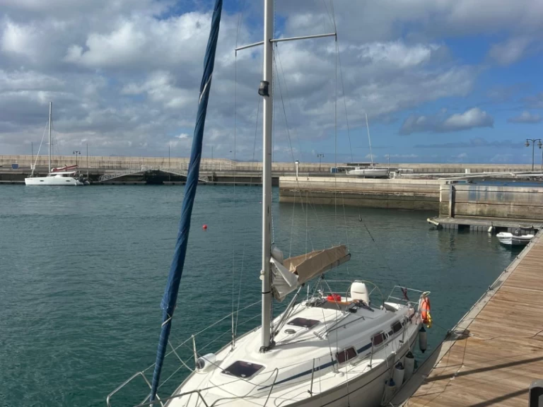 Uthyrning Segelbåt  Bavaria med en båtlicens 