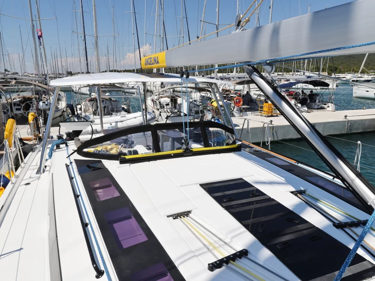 Uthyrning Segelbåt  Dufour med en båtlicens 