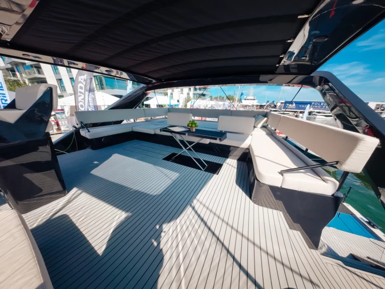 Katamaran  för uthyrning Paradise Island till det bästa priset 