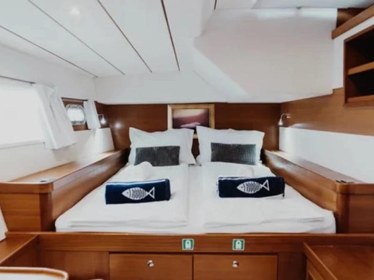 Yacht charter La Ciotat billig Lagoon 570