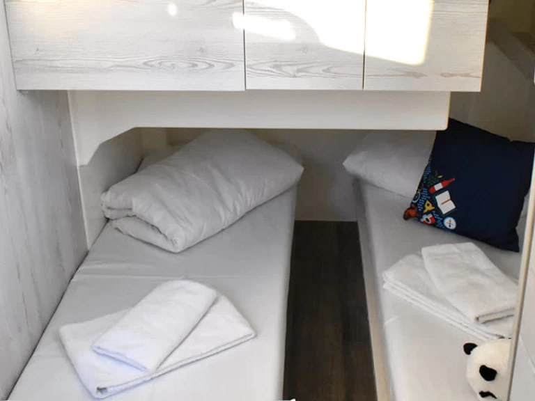 Båtuthyrning Le Boat Horizon 5 i Branges på Samboat 