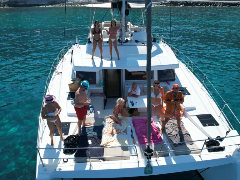 Bali Bali 4.6 charter bareboat eller skeppad i Capo d'Orlando