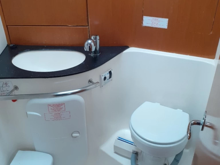 Uthyrning Lefkáda - Bavaria Bavaria 43 Cruiser av Samboat 