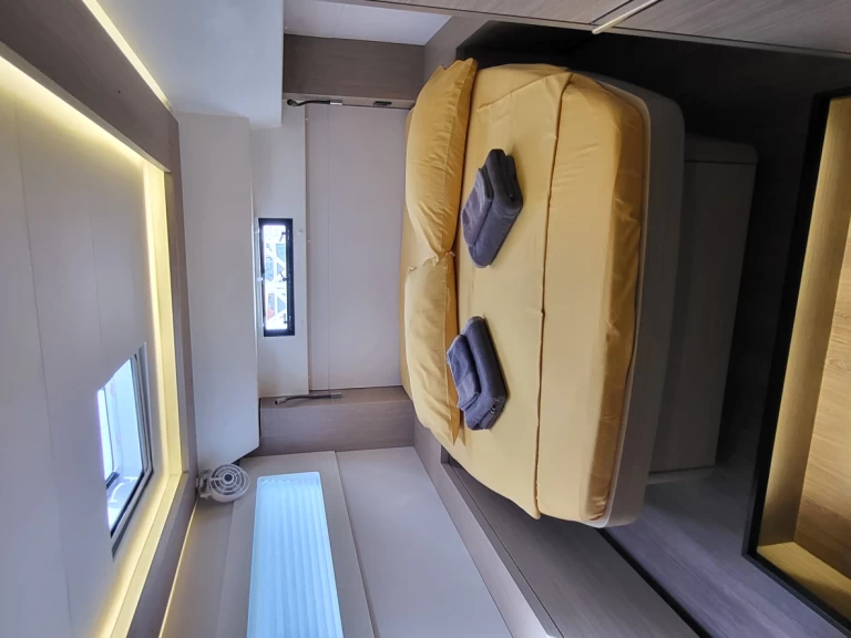 Uthyrning Katamaran  Lagoon med en båtlicens 