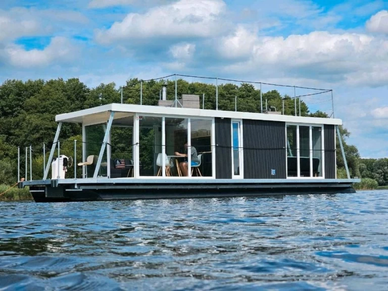 Yacht charter Buchholz City billig 1st Class Buchholz