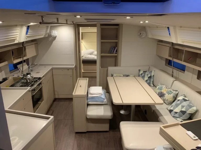 Uthyrning Alimos - Bénéteau Oceanis 46.1 av Samboat 