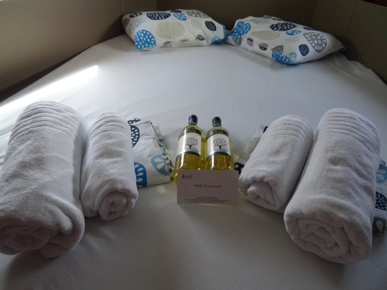 Yacht charter Lefkáda billig Oceanis 38