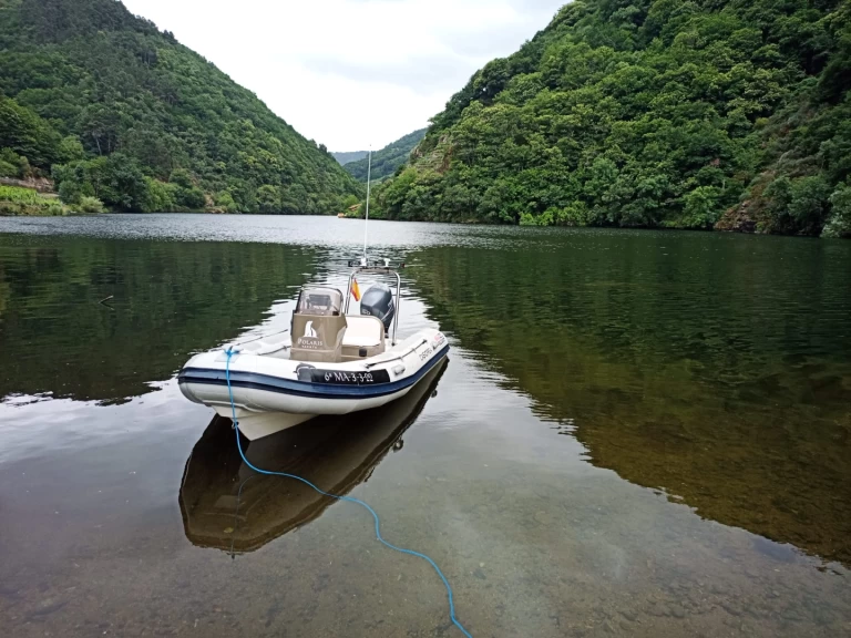 Yacht charter Vilanova de Arousa billig 450