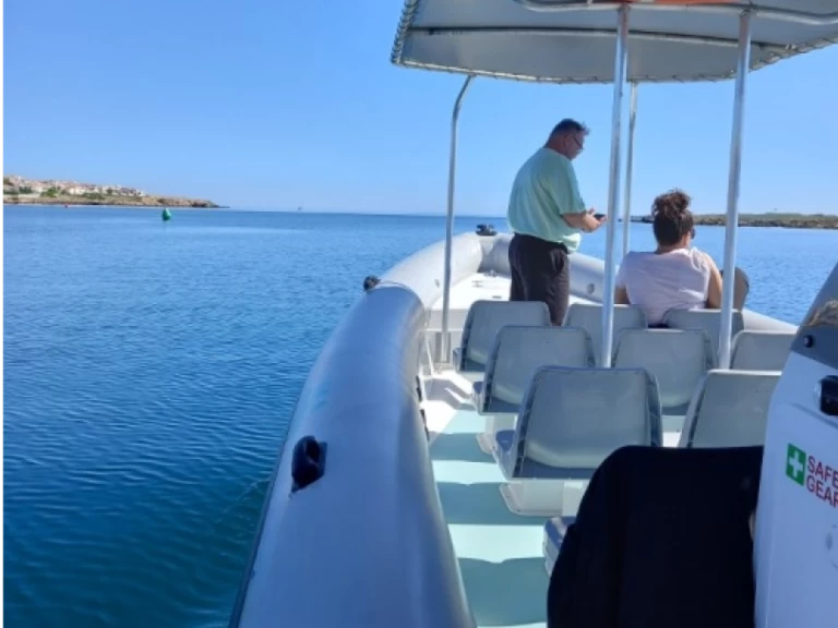 Uthyrning RIB Hydrosport med en båtlicens 