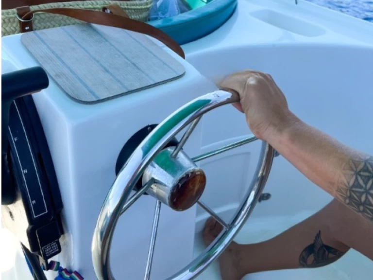 Hyra Motorbåt  med eller utan skeppare Marion Port d'Addaia (Port) 