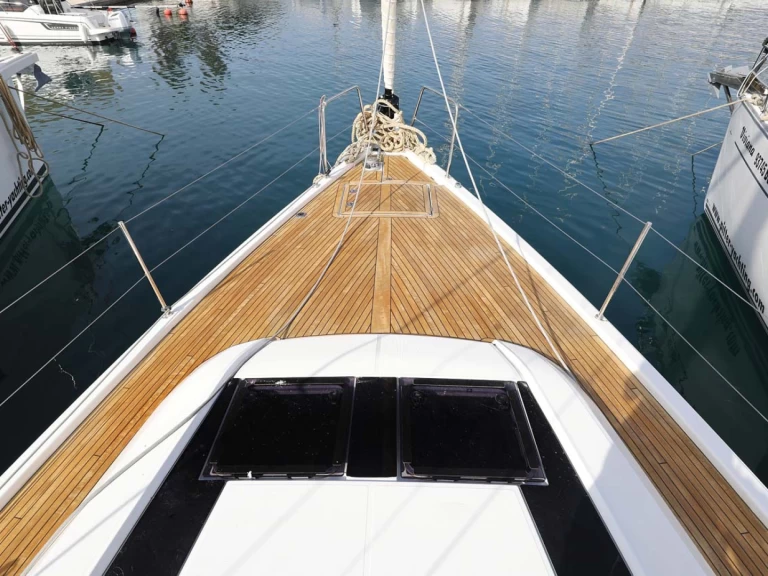 Uthyrning Segelbåt  Bénéteau med en båtlicens 