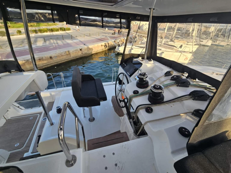 Yacht charter Volos billig Lagoon 43
