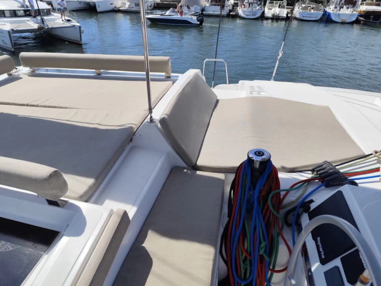 Uthyrning Katamaran  Bali med en båtlicens 