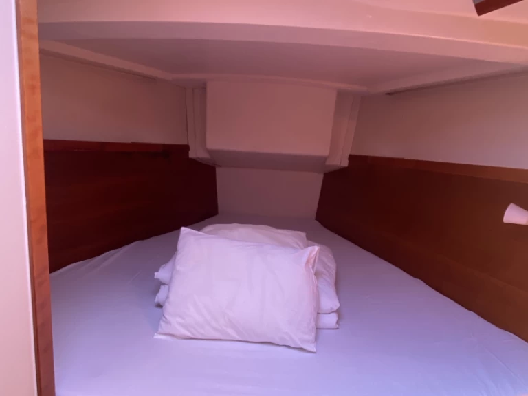 Yacht charter Pula  billig Hanse 430e