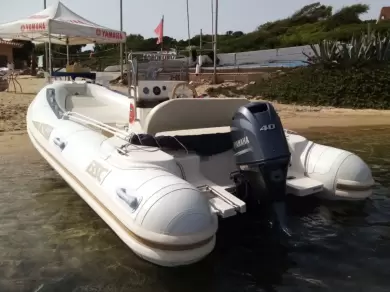 Hyra RIB med eller utan skeppare Bsc Palau 