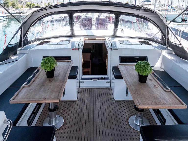 Segelbåt  för uthyrning Lefkáda till det bästa priset 