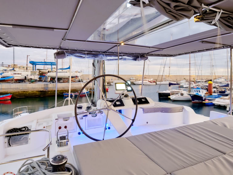 Båtuthyrning Lagoon Lagoon 52 F i San Miguel De Abona på Samboat 