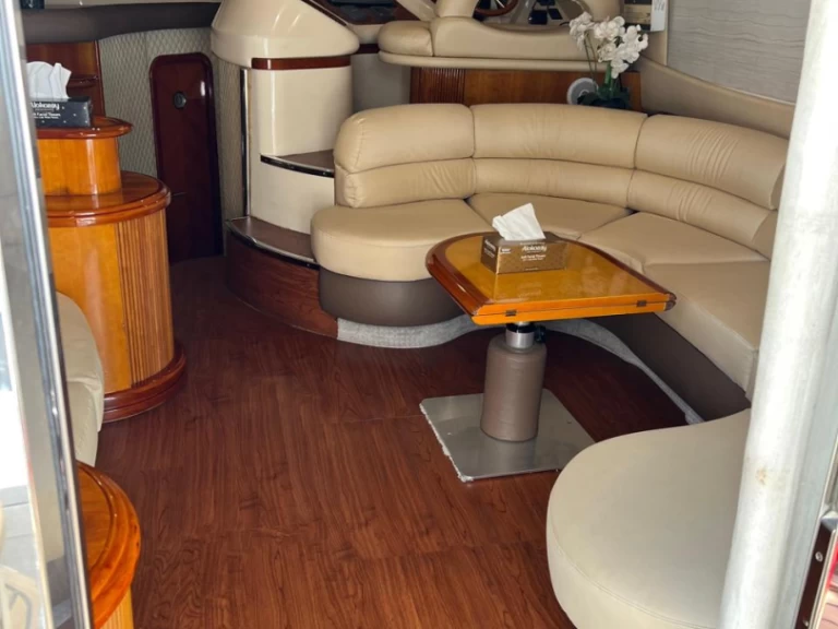 Motorbåt  för uthyrning Dubai Marina till det bästa priset 