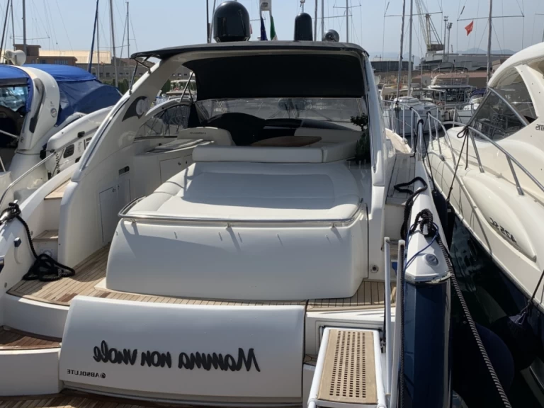 Hyr en Absolute Absolute 45 Palermo 