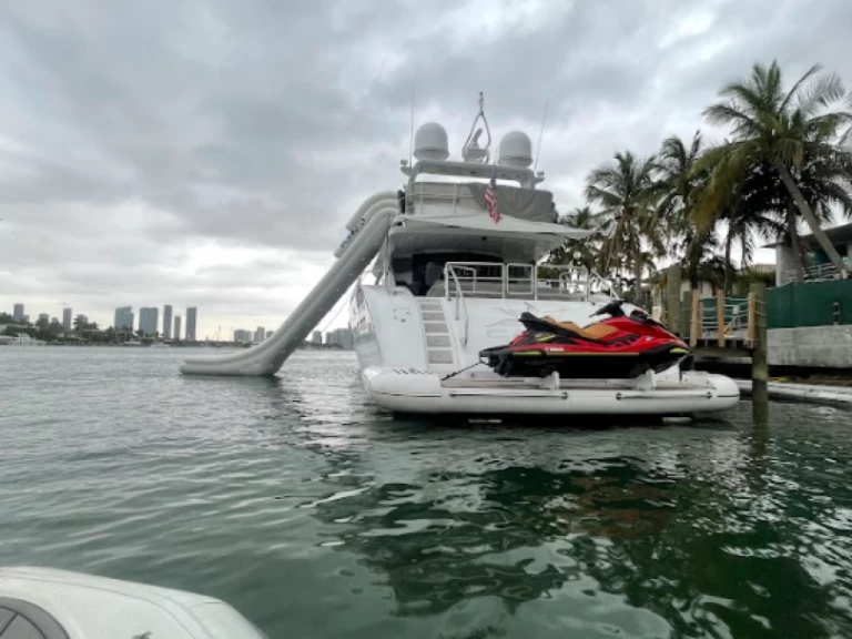 Hyra Lyx yacht med eller utan skeppare Leopard Miami Beach 