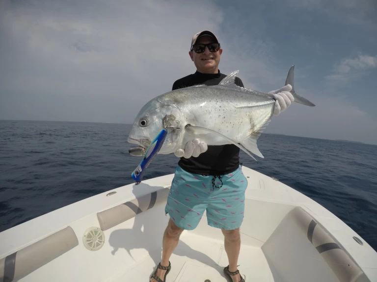 Båtuthyrning Touring 24 24 center console  i Kendhoo på Samboat 