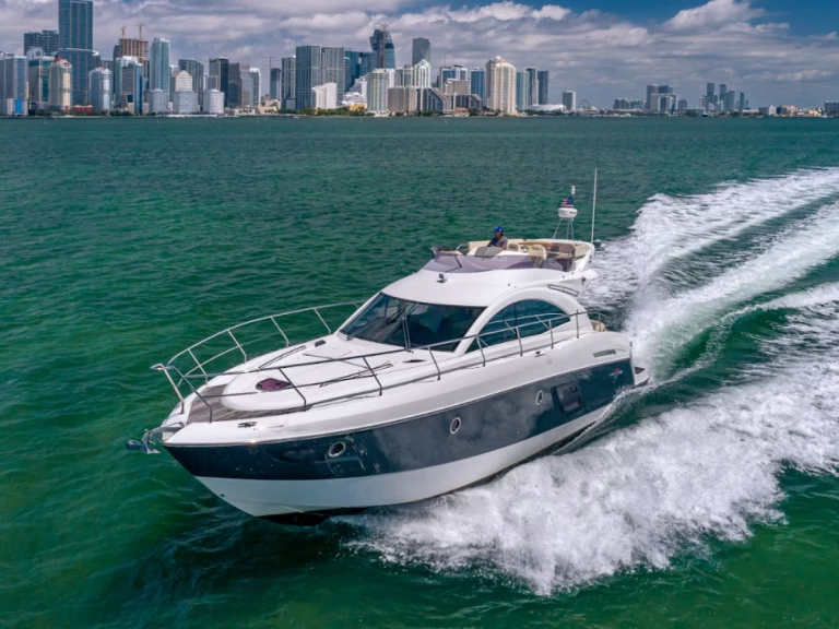 Båtuthyrning Bénéteau 52 GT FLYBRIDGE  i Miami Beach på Samboat 