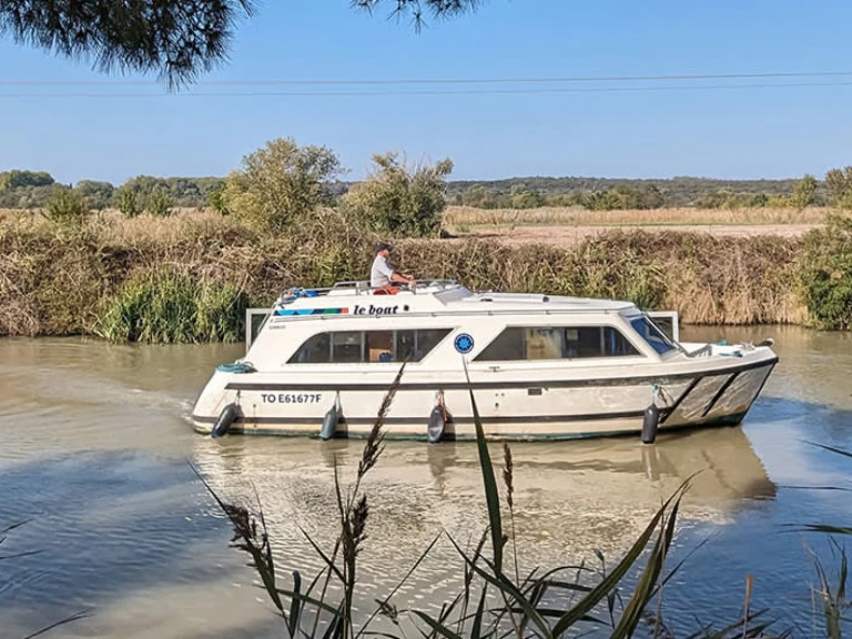 Yacht charter Rheinsberg billig Cirrus B