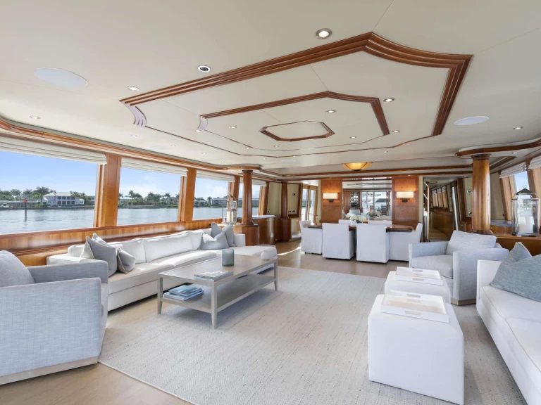 Westport EDEN charter bareboat eller skeppad i Fort Lauderdale