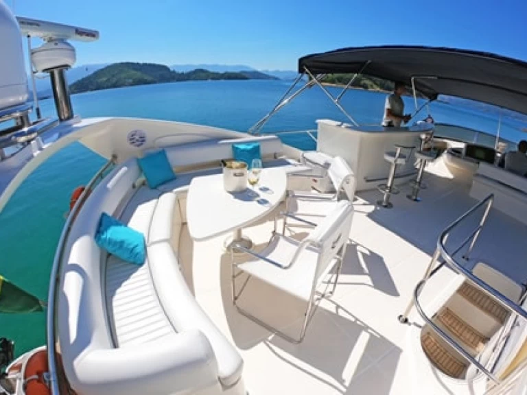 Hyr en Sunseeker Manhattan 74 Angra dos Reis 