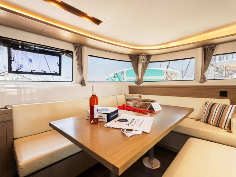 Båtuthyrning Lagoon Lagoon 46 i Rhodes (City) på Samboat 