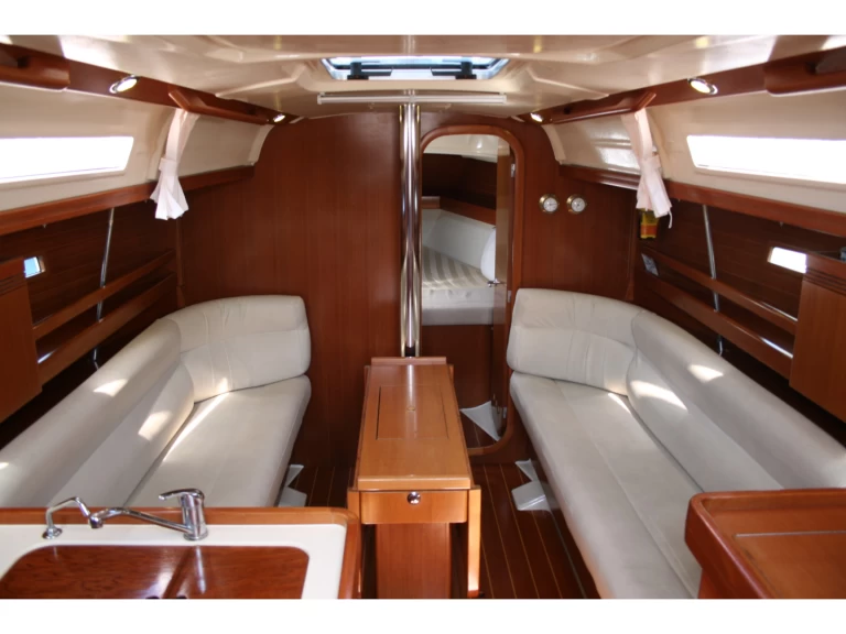 Hyr en Dufour Dufour 34 Rhodes (City) 