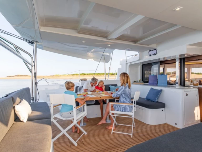 Yacht charter Preveza billig Lagoon 46