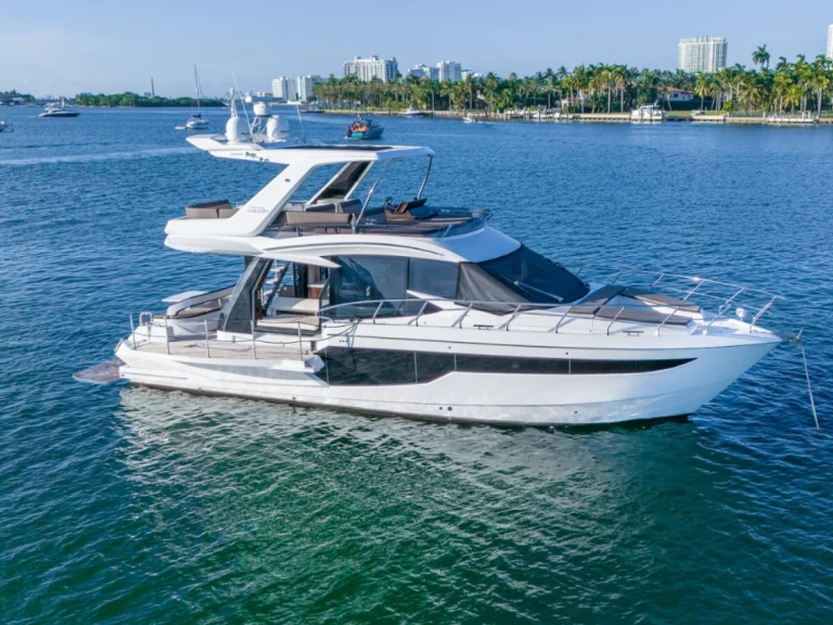 Uthyrning Miami Beach - Galeon Galeon 500 Fly av Samboat 